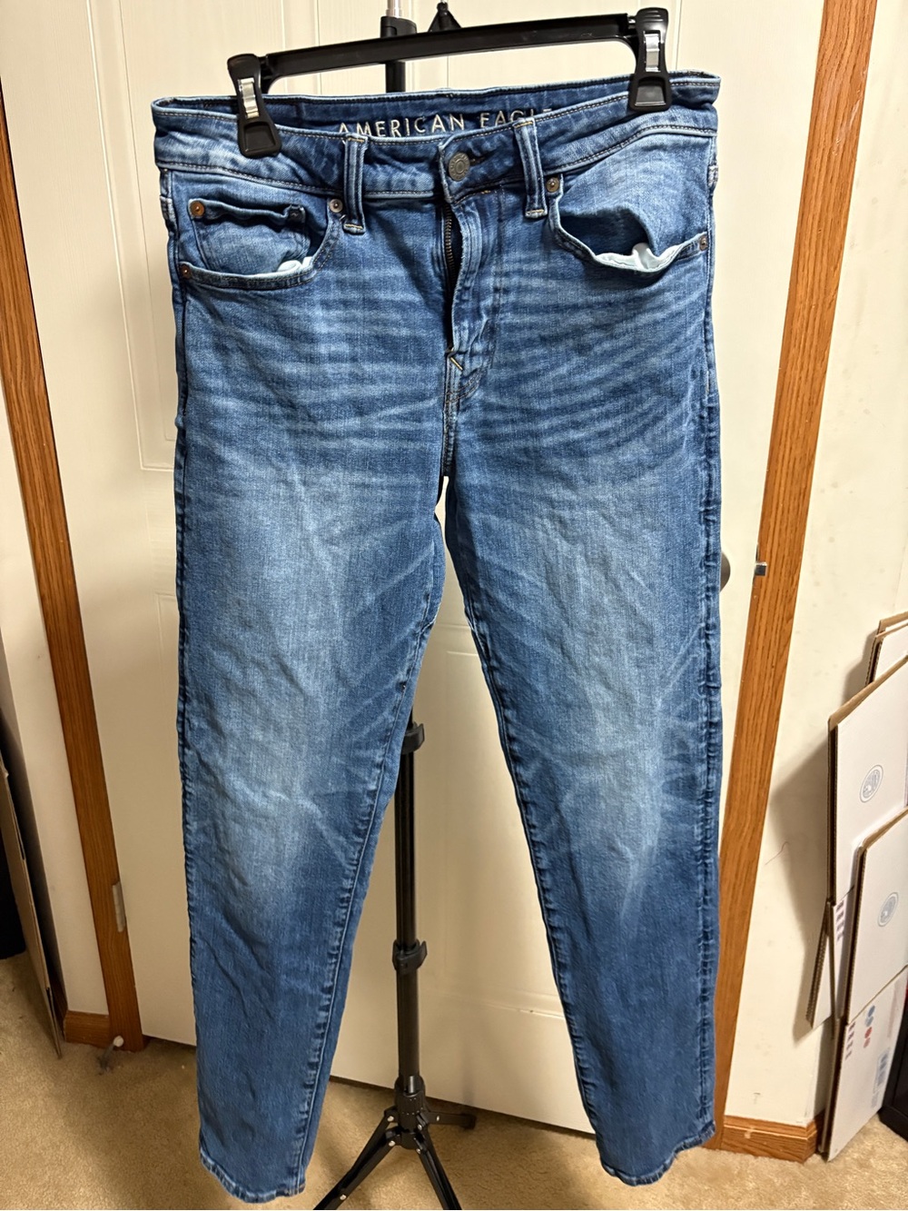 American Eagle Outfitters Men's Mid Blue Slim Straight Jeans